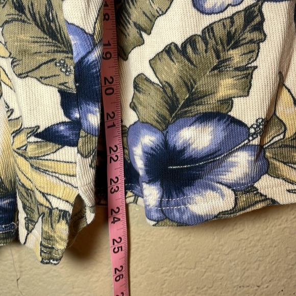 Tropical Print Top - Picture 4 of 6